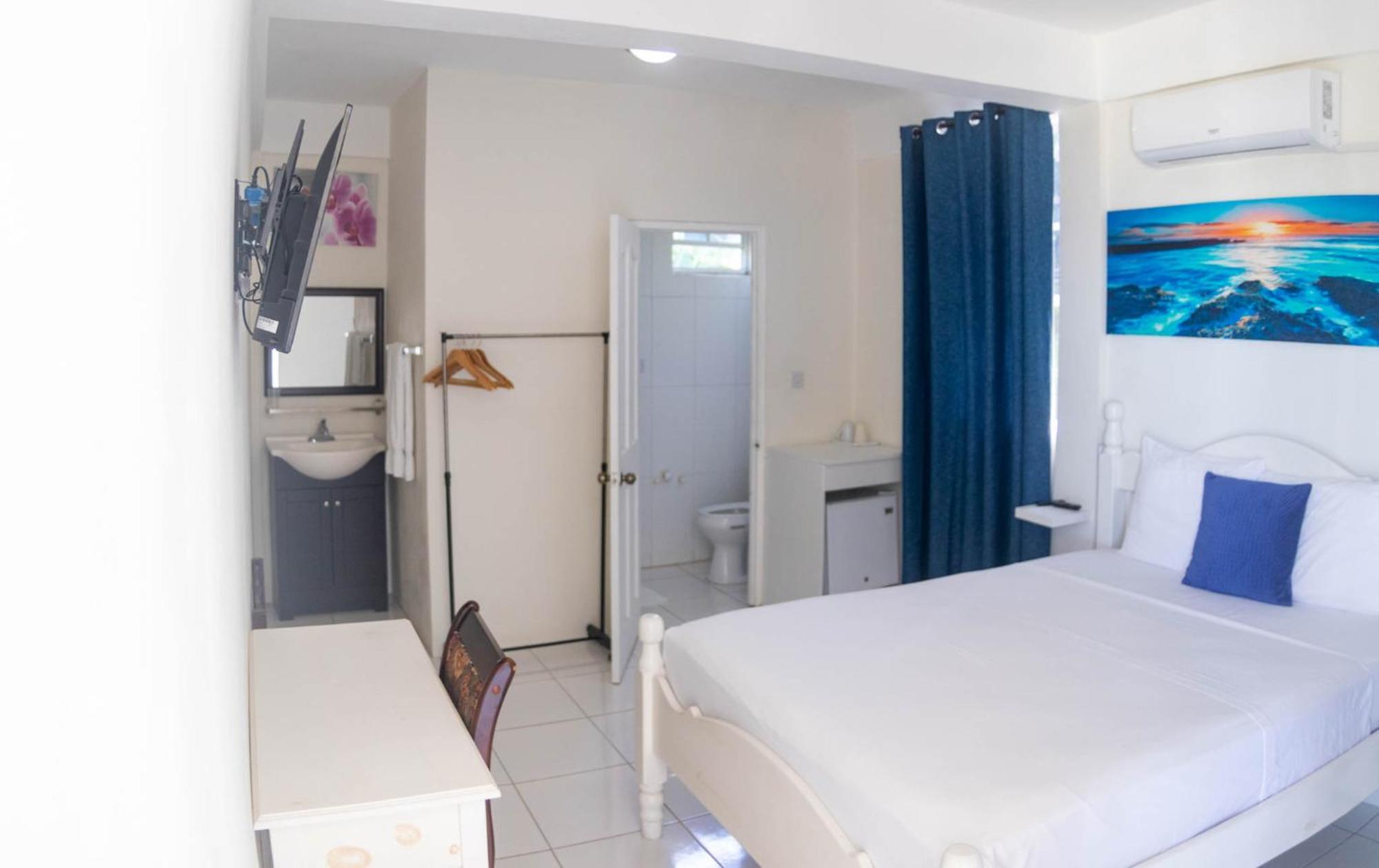 St. James Guesthouse Roseau Buitenkant foto